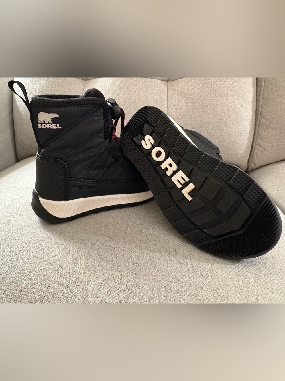 SOREL Whitney II Short Waterproof Insulated Boot Children’s Size 9